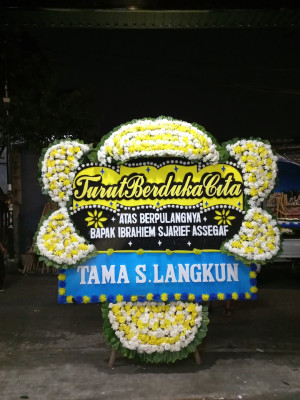 Papan Bunga Duka di Sunggal